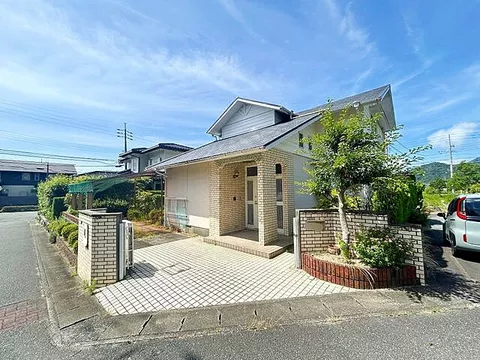 Used single-family home, Jiyugaoka 3-chome, Hofu City - Image 1