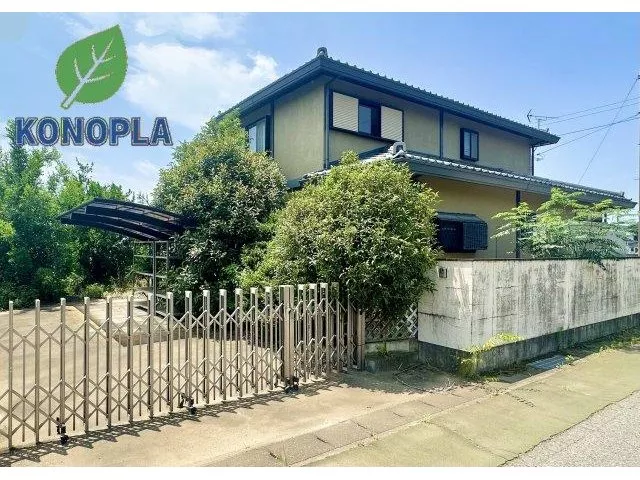 ☆ Solar power generation system ☆ ■ 94 tsubo of land ■ Northwest corner lot ■ Shutter storm doors