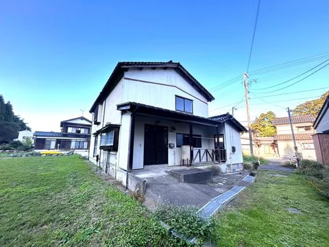Oaza Hiragushi (Echigo Oshiawa Hisui Coast Station) 1.5 million yen