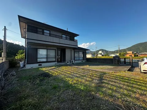 【Good sunlight due to south-facing balcony♪】 - Image 2