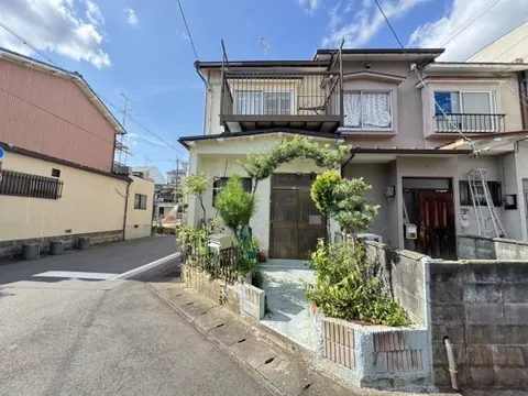Kyoto City, Yamashina Ward, Kawata Hishioda (Nagitsuji Station) 2-story 3K