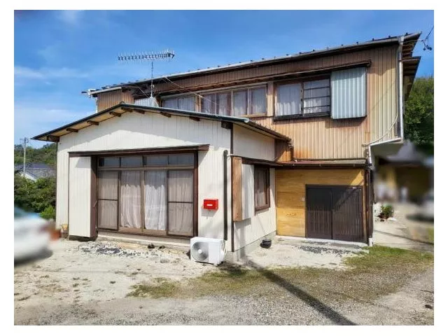 ◆ 5 minutes on foot from JR Ota Line Hime Station ◆ Renovation work completed ◆ Spacious dirt floor area available ◆