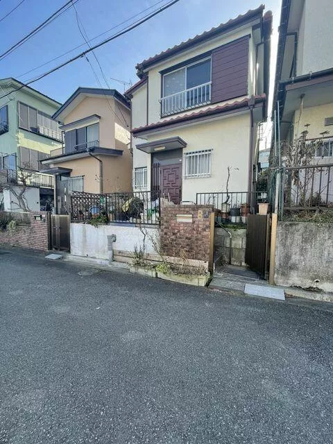 Yokohama-shi, Hodogaya-ku, Gontasaka 1-chome (Higashi-Totsuka Sta.) 2F 2DK

2DK 7.8 million yen