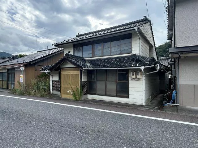 Kuga District, Yoshika Town, Muikaichi (Nishikimachi Station) 2-story 7SK