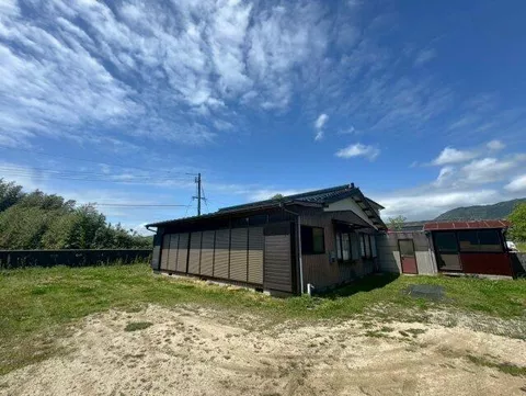 Hofu City, Oaza Mure Shimokibe (Tomi Station) Single-story building 4DK