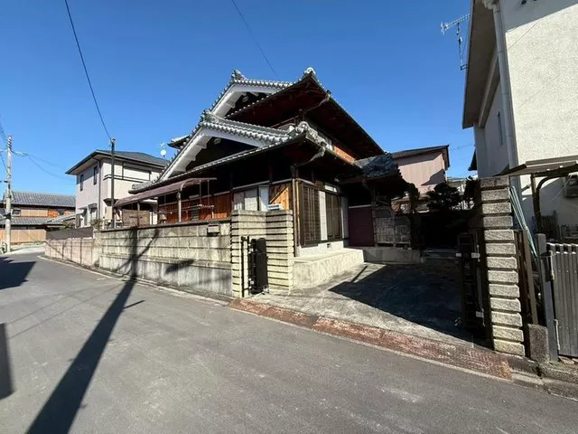 11,900,000 yen, Gomaou (Miyamae Station)