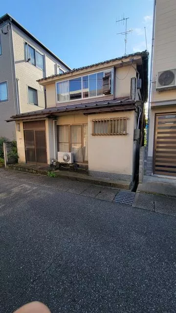 Nanao City, Minato Town 2-chome (Nanao Station) 2-story 4K
