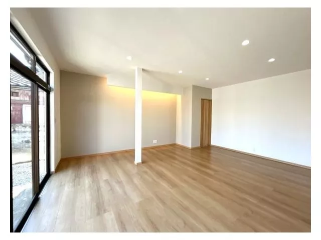 [Open House] Interior and exterior renovations completed / Water area replacement / Parking for 2 cars / Near Ōhiroda Elementary School