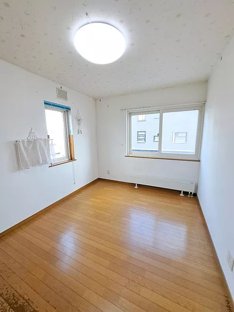 Used single-family home in Asahikawa City, Shunkodai 3-jo - Image 9