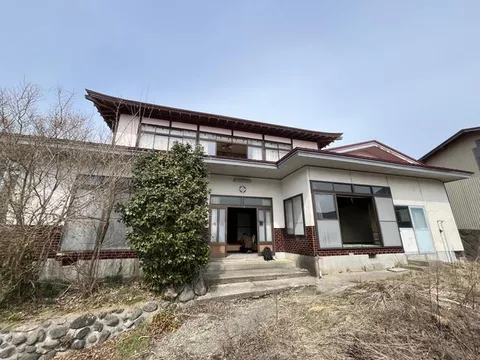 Oga City, Kitakubo, Kitakubo, (Hadachi Station) 2-story building, 9SDK