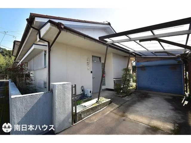 ◆3 minutes on foot to Nankoku/Tenjinyama South Entrance Bus Stop◆4DK◆Single-story building◆With garden facing south