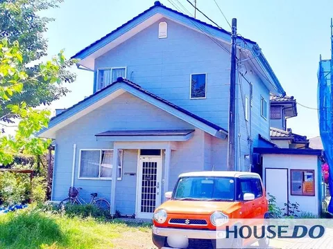 10 minutes on foot to Ushiku Station! 30 minutes on foot to Mukodai Elementary! 12 minutes on foot to Daiichi Junior High! 7 minutes on foot to the supermarket