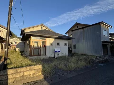 Hino, Minamiechizen Town, Nanjō District (Nanjō Station) Single-story building 1DK