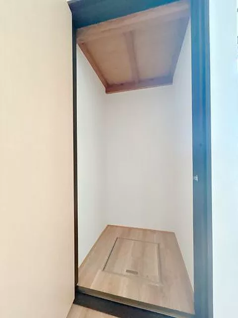 Used single-family home in Nakagifu City - Image 20