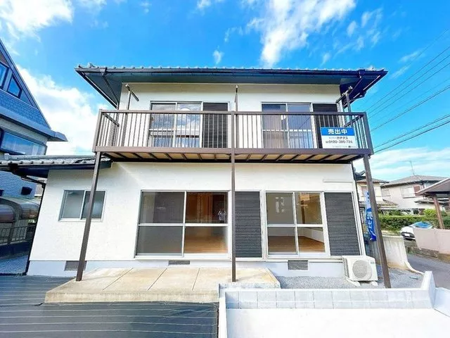 [Open House] Interior and exterior renovation completed / Move-in available within the year / Misawa Homes construction / Earthquake-resistant structure