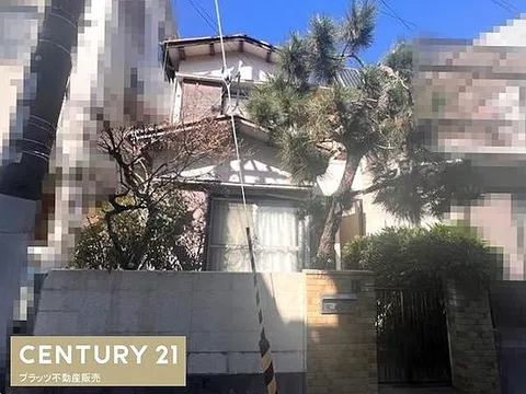 Used single-family home, Hankyu Takarazuka Line Toyonaka Station, 23 minutes on foot
