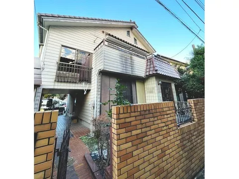 ◇About 1 minute by car to National Route 17◇Ample storage space◇Includes attic storage