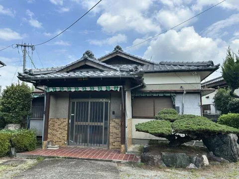 Omuta City, Oaza Yoshino (Kurana Station), single-story building, 5DK