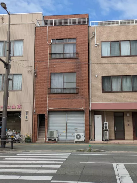 Tokushima City, Minaminikeya-cho 2-chome (Nikeya Station) 3-story building 4DK