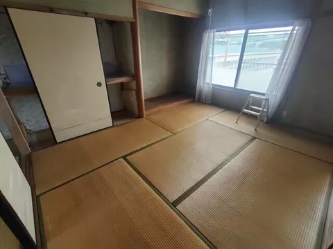 Fuchu City, Deguchi-cho (Fuchu Station) 2-story building, 5DK - Image 3