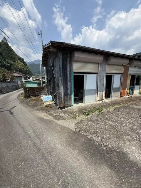 Toyooka, Haruno-cho, Tenryu-ku, Hamamatsu City (Tenryu-Futamata Station) 2-story 8LDK
