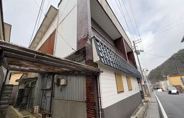 Osaki-shi, Naruko Onsen Aza Shinyashiki (Naruko Onsen Sta.) 2F 7DK

2F 7DK 4,800,000 yen