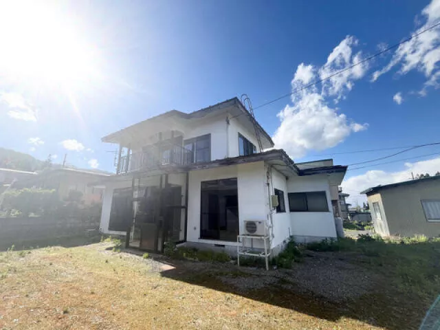 Yonezawa City, Sasano Town (Minami-Yonezawa Station) 2-story building 5DK