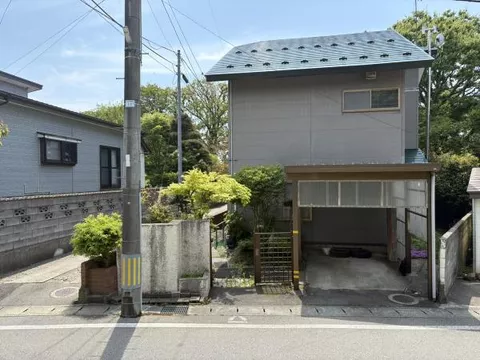 Akita City, Teranai Kozakura 2-chome (Izumigai Asahikawa Station) 2-story 3LDK