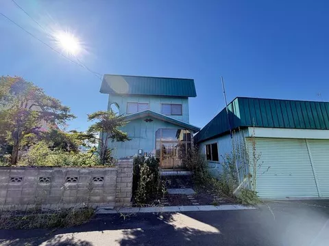 Uryu District, Uryu Town, Manju (Ebeto Station) 2-story 6LDK