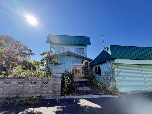 Uryu District, Uryu Town, Manju (Ebeto Station) 2-story 6LDK