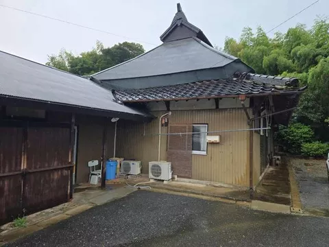 Kurate District, Kurate Town, Oaza Nakayama (Kurate Station) single-story building 5DK