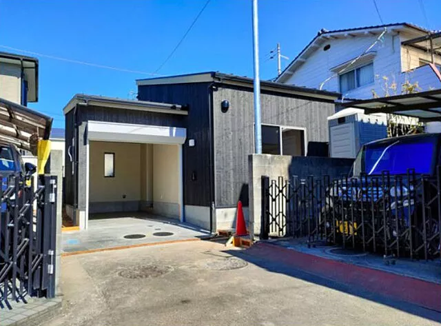 Used single-family home in Kuwahara, Matsuyama City