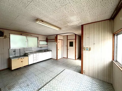 3-chome, Midori-cho, Kita-ku, Kobe City (Yama no Machi Station) 2-story building 5DK