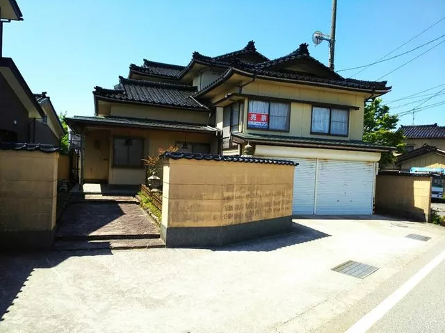 12 million yen, Yanagihara