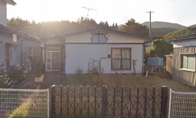 Kunohe District, Kunohe Village, Oaza Toda 16 Chiwari (Kotoriyama Station) Single-story building 3DK