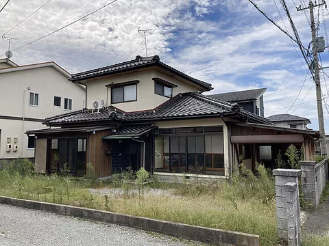 Used single-family home, 2-23-7 Kurumao, Yonago City, Tottori Prefecture