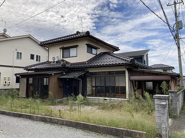 Used single-family home, 2-23-7 Kurumao, Yonago City, Tottori Prefecture