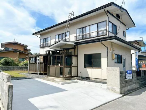 Yonezawa City, Higashiodori 1-chome (Yonezawa Station) 2-story building 4LDK