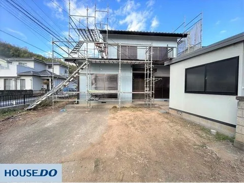Scheduled for renovation completion in December 2025♪ Quiet residential area with good sunlight!