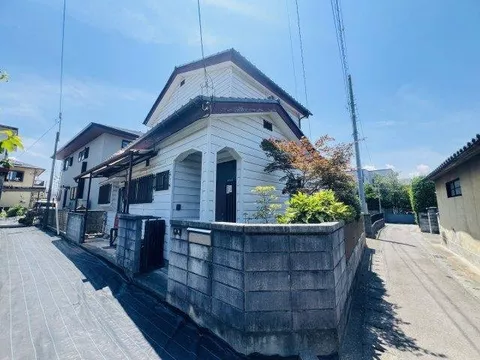 【9 minutes on foot from Minami Kofu Station】 Perfect for families with children! Convenient location for a comfortable life♪