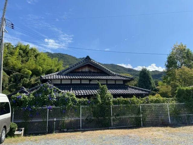 Etajima City, Okimi Town Hata (Karugahama Station) Single-story building 4DK