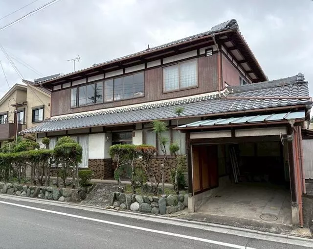 Koka City Koka Town Ueno (Aburahi Station) 2-story 10DK