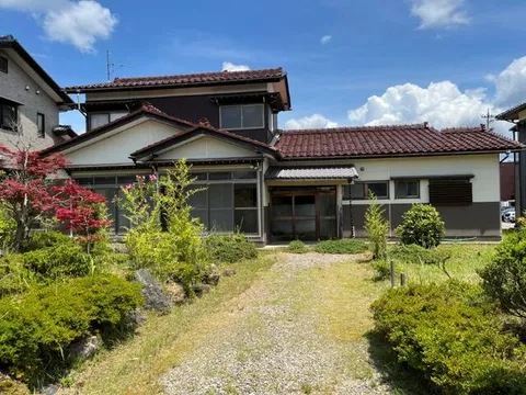Oyabe City, Habu (Ishidate Station) 2-story 8DK