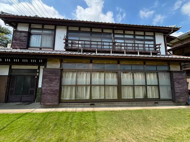 Takasaki City, Minogomachi Namihara (Gunma Sosha Station), two-story building, 10DK