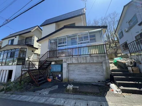 Otaru City, Matsugae 1-chome (Otaru Station) 3-story building 5LDK