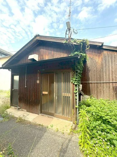 Kitakyushu City, Kokurakita Ward, Nagahama Town (Kokura Station) Single-story building 3K