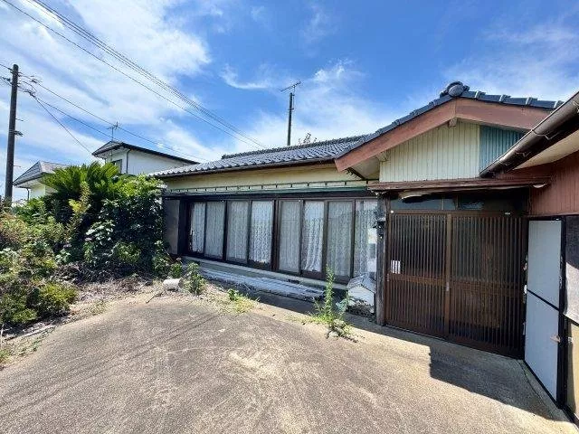 Oaza Narage (Aranodai Station), 2,300,000 yen