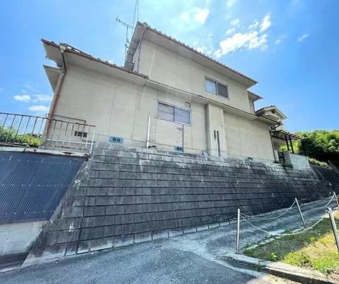 Fukuyama City, Chida Town, Oaza Yaburo (Yokoo Station) 2-story building 6DK