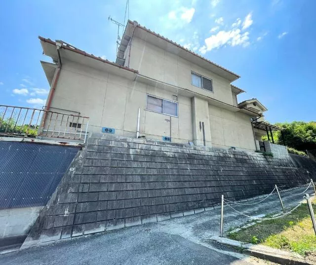 Fukuyama City, Chida Town, Oaza Yaburo (Yokoo Station) 2-story building 6DK