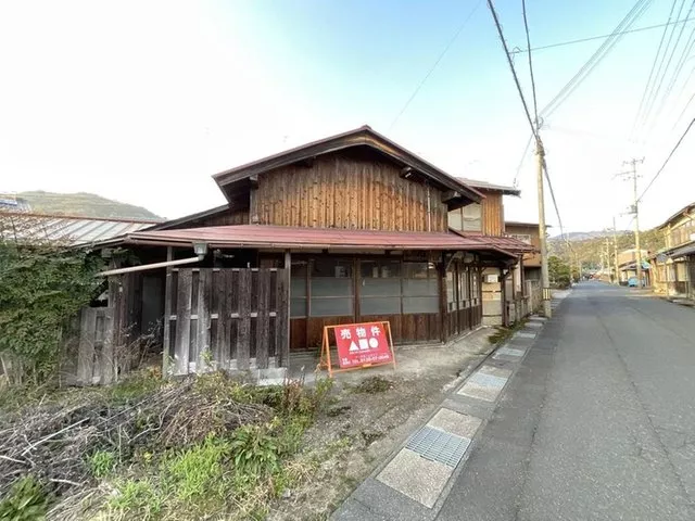 ■Spacious land of approximately 58.8 tsubo!! ■A house with a spacious layout!